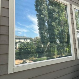 Estes Park window replacement company, Custom Exteriors installing new windows in Northern Colorado