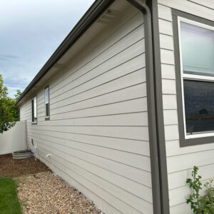 Siding company, Custom Exteriors replacing the siding on a Northern Colorado home